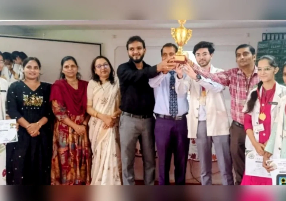 shivbasav jyoti college tarfe prashnamanjusha spardha sampanna