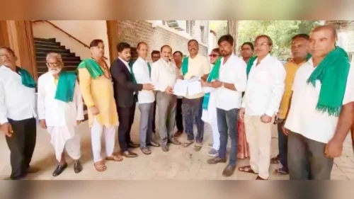 veej khajgikaranavirodhat belgaavat shetkaryanche andolan