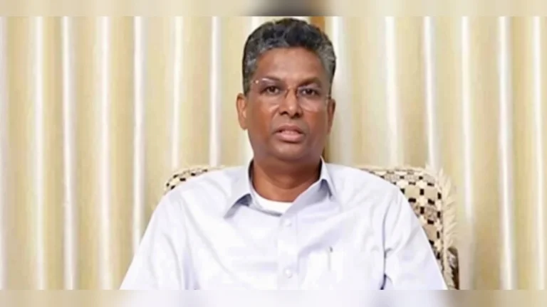 vikas he amche swapna ; siddaramaiah kadhihi ekate nahit