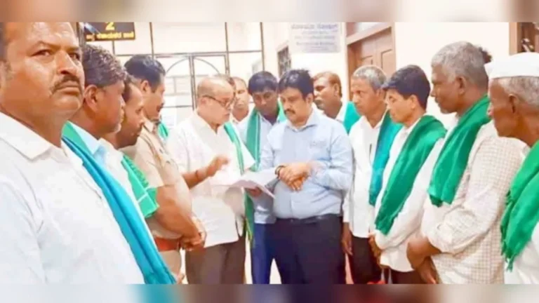 vividh magnyansathi belgaavat uoos utpadak shetkaryanche andolan