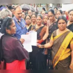 anganwadi karmacharyancha belgaavat bhavya morcha