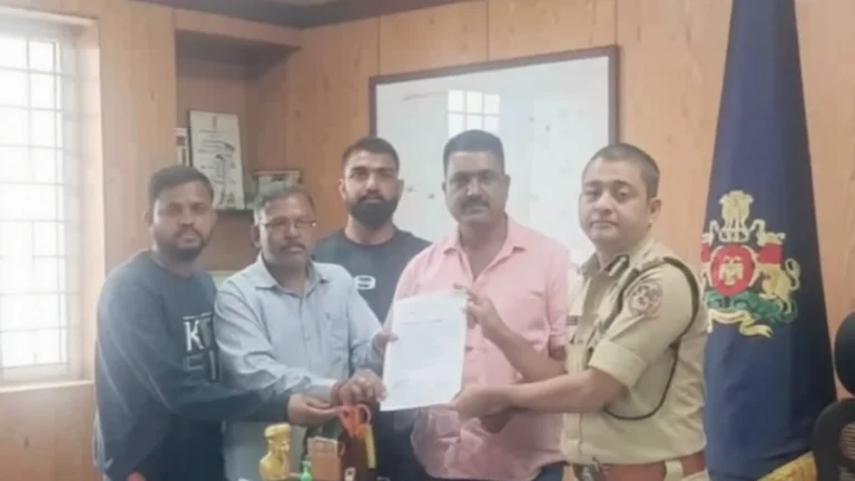 belgaav - bagalkot rastyavar gatirodhakanchi mangni