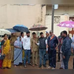 chavat gallitil nagrikanchya isharyane prashasanala jaag