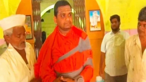 hunasikol mathachya swamijinvar hallyacha prayatna