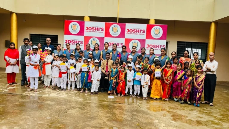 joshis central public school madhe ashadhi ekadashi sajri