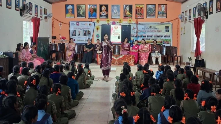 kanbargi sarkari highschoolmadhe masik pali swachhata vyavasthapan janjagruti satra