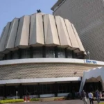 maharashtra-karnataka seemaprashni 8 julyla uchchadhikar samitichi baithak