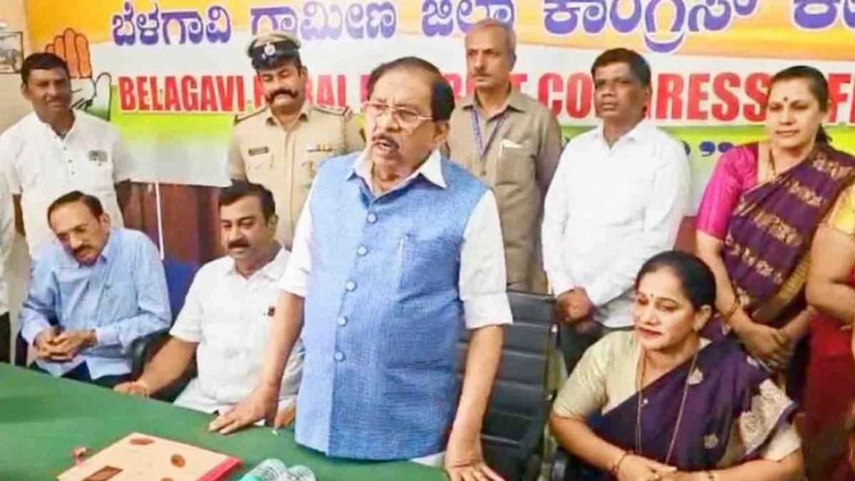 matdar yaditil truti rokhnyasathi dakshata ghya upmukhyamantri ; dr.g.parameshwar
