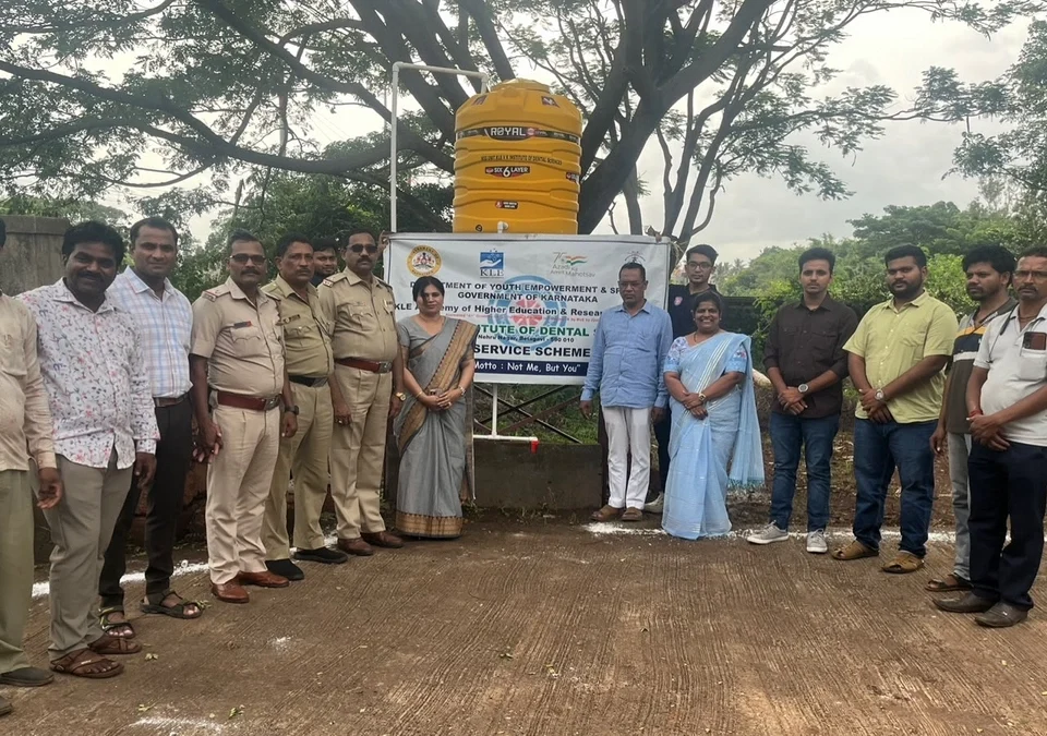 rotary club of belgaum darpantarfe hindu rudrabhumit panyachya takiche lokarpan