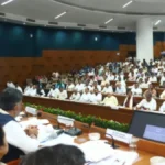 sarkar janatechya dari adhikaryanni lokanparyant pohochave