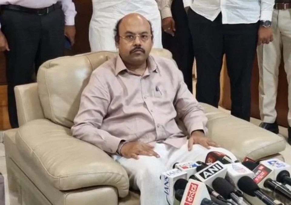 siddaramaiah sakriya rajkaranat kayam rahanar