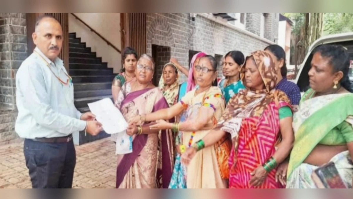 awas yojanecha rakhadlela nidhi tatadine manjur kara
