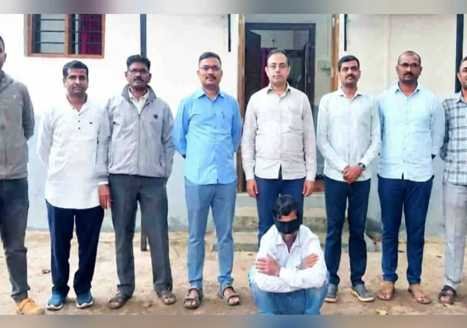 belgaavat ccb va sthanik polisanachi dhadak karvai