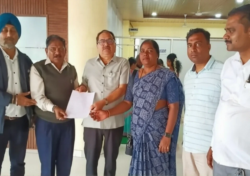 ganeshpur - mahalaxmi layout busseva suru karnyachi magani