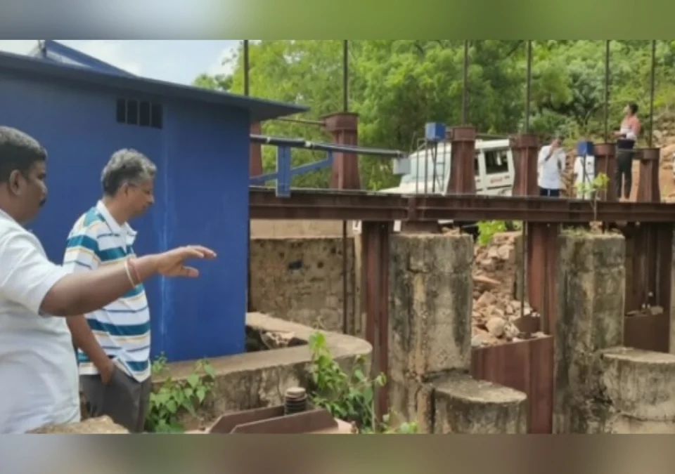 hidkal kalavyachi mantri satish jarkiholinkadun pahani