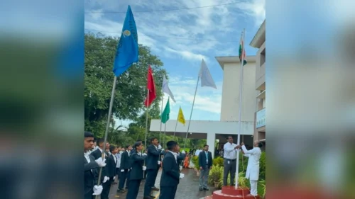 jyoti central schoolmadhe swatantryadin utsahat sajra