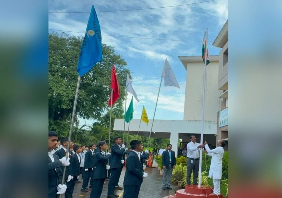 jyoti central schoolmadhe swatantryadin utsahat sajra