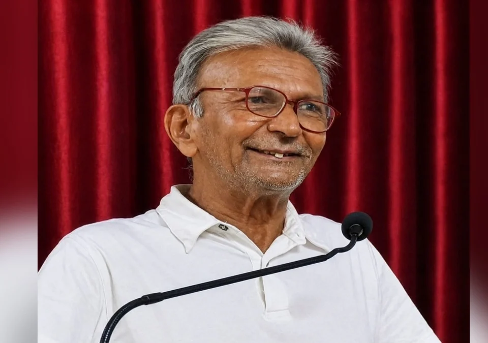 kavi chandrashekhar gaikwad yanch kala ya laglaya jeeva karyakram aani kavi sammelanache shanivari aayojan