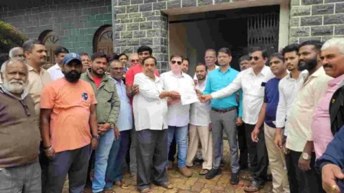 ration serverchya samasye ne dukandar, labharthi trast
