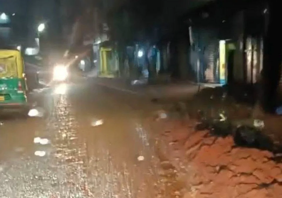 vadgaon-khasbag roadvar chikhalache samrajya
