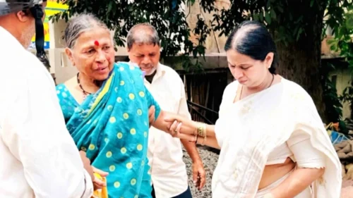 apghatat jakhmi mahilesha prakrutichi aamdar lakshmi hebbalkarankadun vicharpus