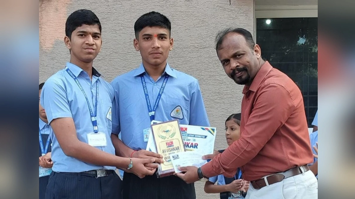 avishkar 2026 spardhet jyoti central schoolche ghavghavit yash