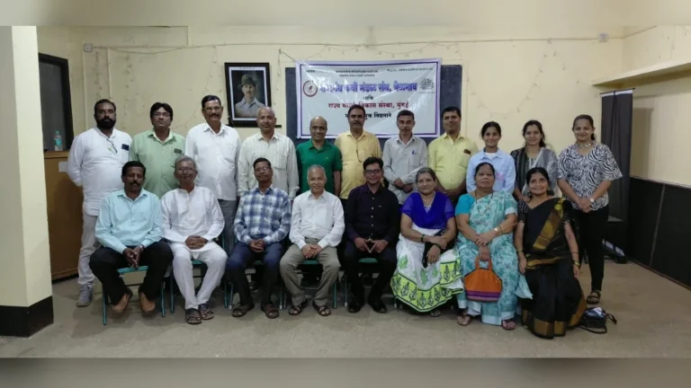 bhavnanche bhole pakshi kavyamaiphiline belgaavkar rasik mantramugdha