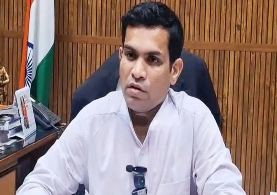cantonment parisar sadhya mahapaalikekade hastantarit honar nahi