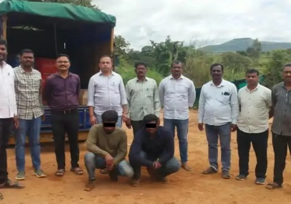desurjaval bekayda petrol-dizel sathyaavar ccbchi dhad