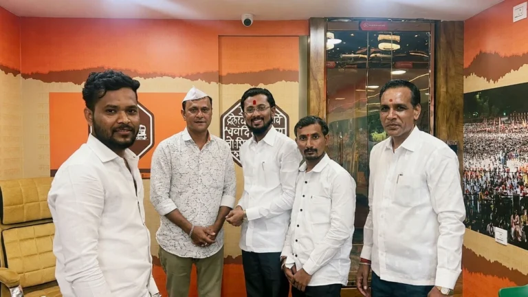 dinesh mudhale yanni manse nete sandeep deshpande yanchi ghetli bhet