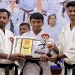 indian karate clubchya char vidyarthyanna black belt pradan