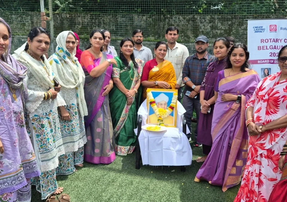 rotary club of belgaav darpantarfe tin shikshakanchha gaurav