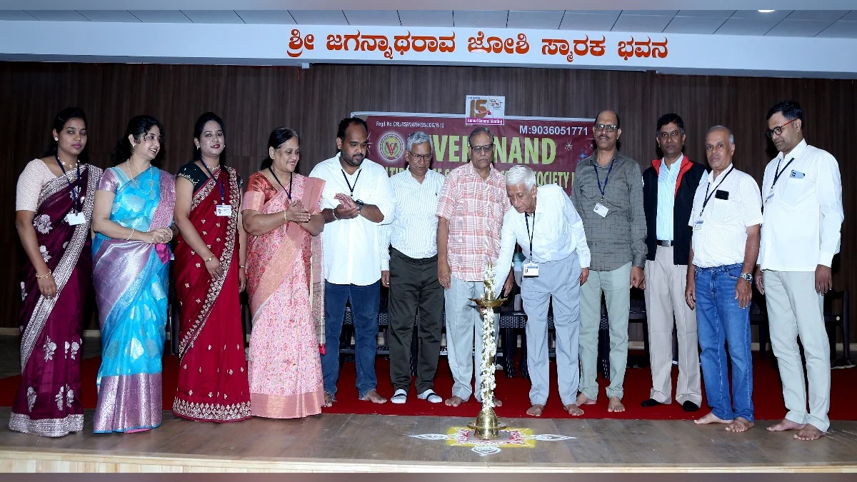 sahakar kshetramulach deshacha vikas