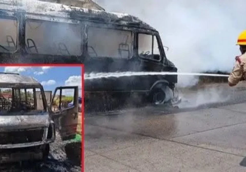 tavandi ghatat mini busla bhishan aag ; 12 bhavik thodkyat bachavle