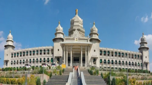 belgaavat 7 decemberpasun karnataka vidhimandalache hiwali adhiveshan