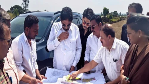 belgaavatil prastavit it parkchya jagechi buda adhyaksha asif seth yanchyakadun pahani