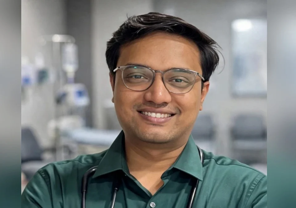 dr. nikhil pant balekundri yanchya hrudayvikar prabandhachi aantarashtriya staravar nivad