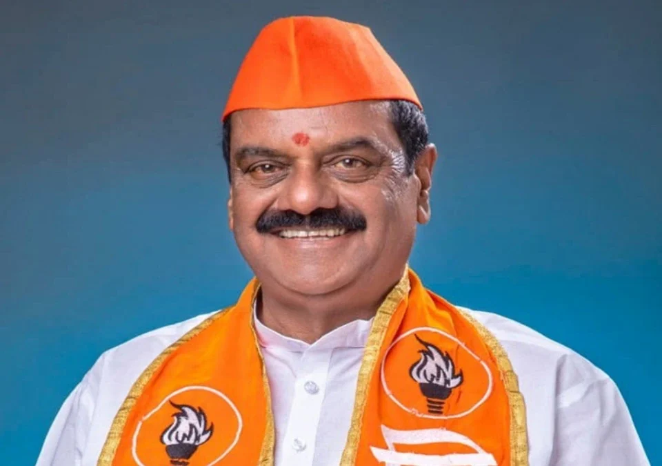ek novemberla thackeray shivsenechya netyanna belgaav jilhyat praveshbandi