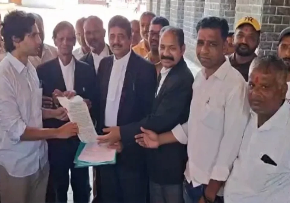 halga, alarwadsah nau gavanatil-gramasthancha rastyachya durustisathi ultimatum