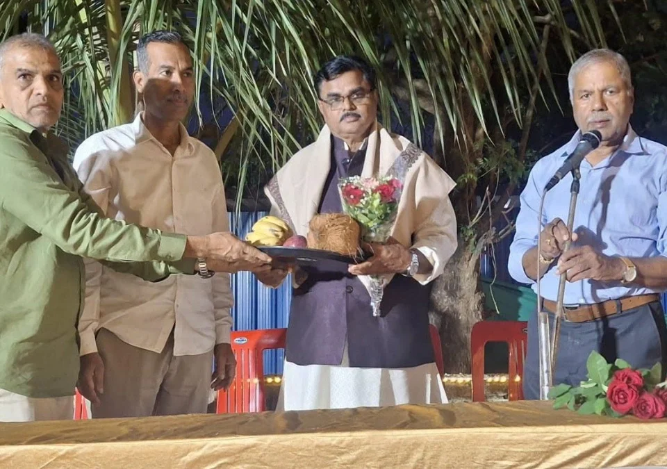 hindwaditil ghumatmal maruti mandirat bandkar yanche pravachan