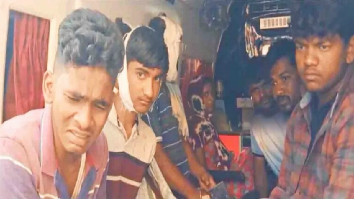 hukkeri talukyat durgadevi murtichya miravnukidarmyan bhishan apghat