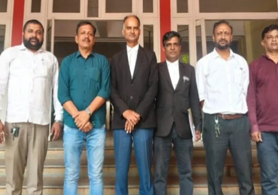 jay maharashtra prakarni maharashtra ekikaran samiti karyakartyavar dosharop nishchit
