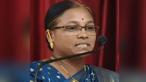kavyitri seema kanbarkar yanchya aathavancha talashi karyakram aani kavi sammelanache shanivari ayojan