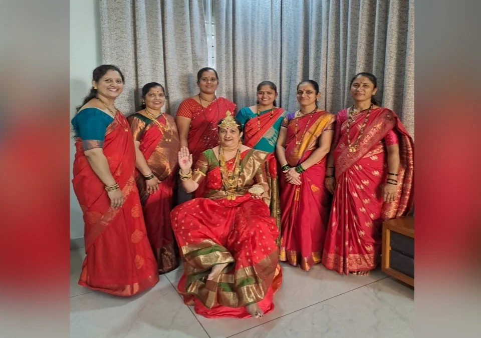 navratri vishesh janoon ghya navratriti nau rang ani tyanche mahatva
