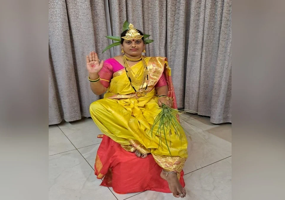 navratri vishesh ; janoon ghya navratritil nau rang ani tyanche mahatva
