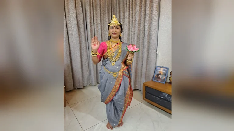 navratri vishesh ; janoon ghya navratritil nau rang ani tyanche mahatva
