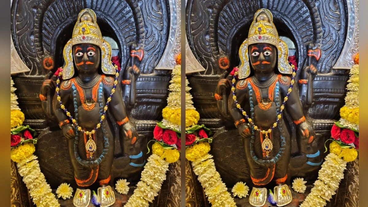 navratritil shanivari shri shani mandirat vividh dharmik karyakramanche aayojan