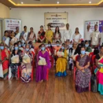 rotary club of belgaav darpantarfe bailhongal yethe 20 labharthyanna poshan kitche vitaran